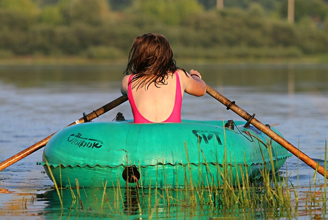 You are currently viewing Tout savoir sur les reparations de bateau semi-rigide